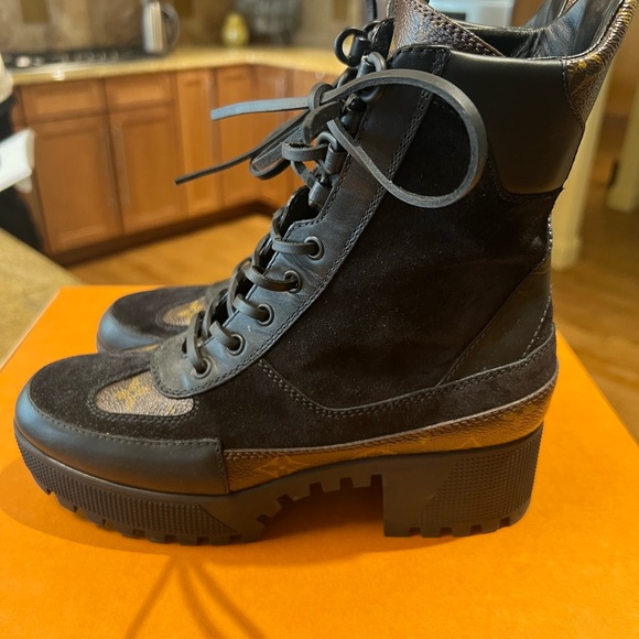 Louis Vuitton Laureate Platform Desert Boot - Picture 5 of 11